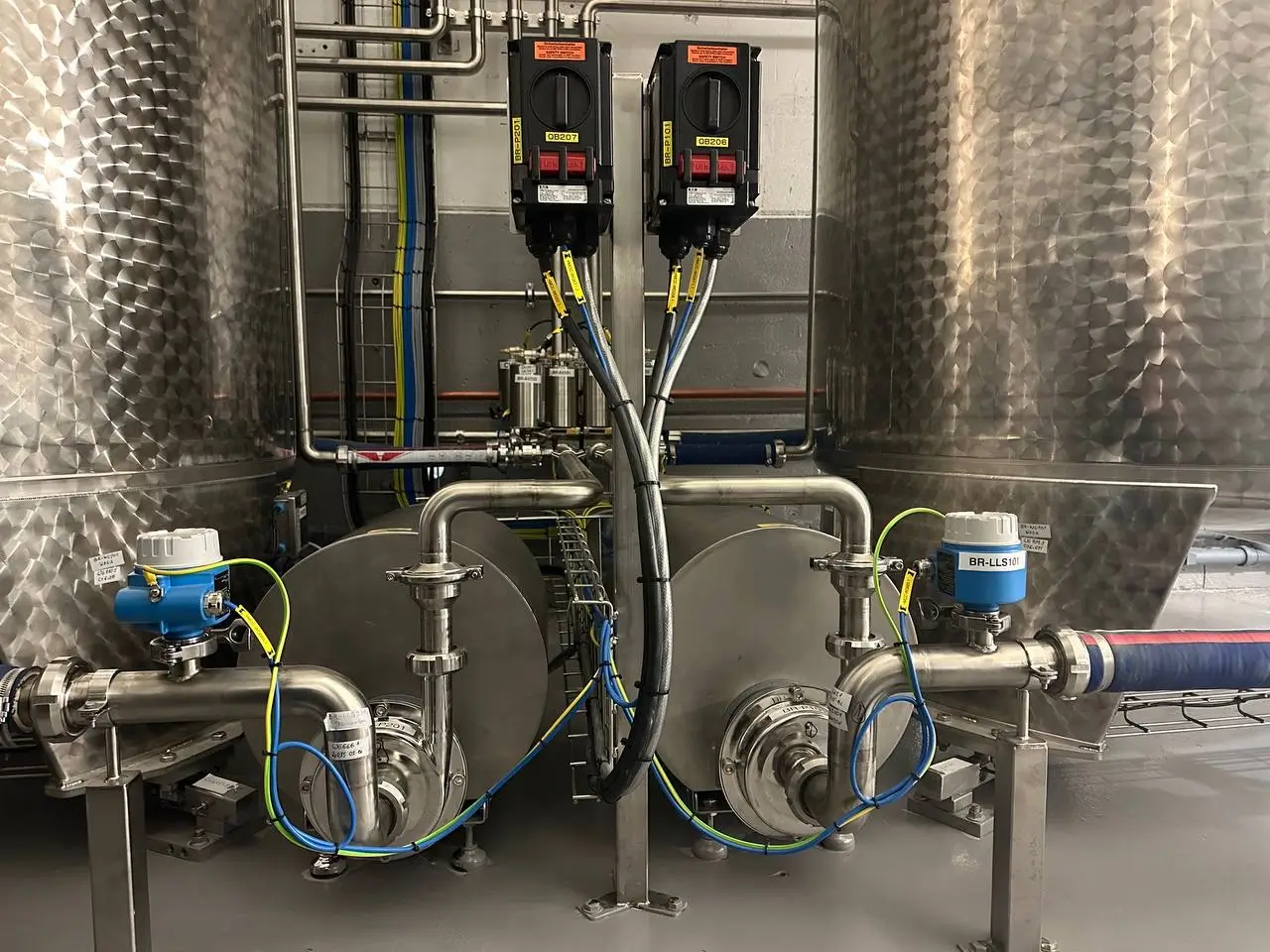 Centrifugal pumps for ethanol in a finished Magma SAP device.