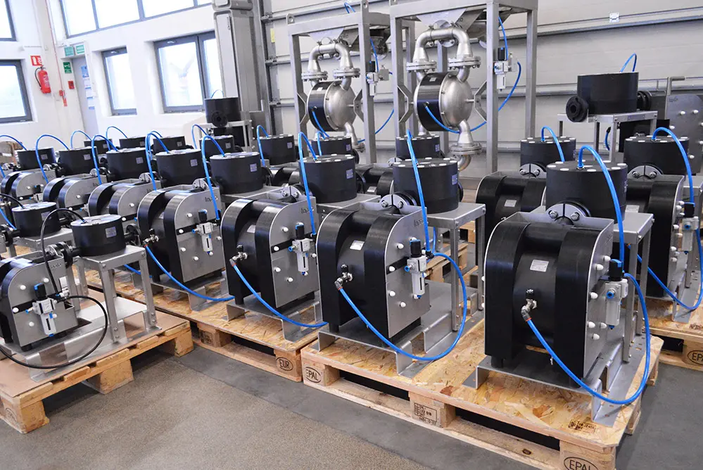 Set of pumps