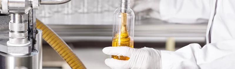 Pumps and equipment for the cosmetics industry