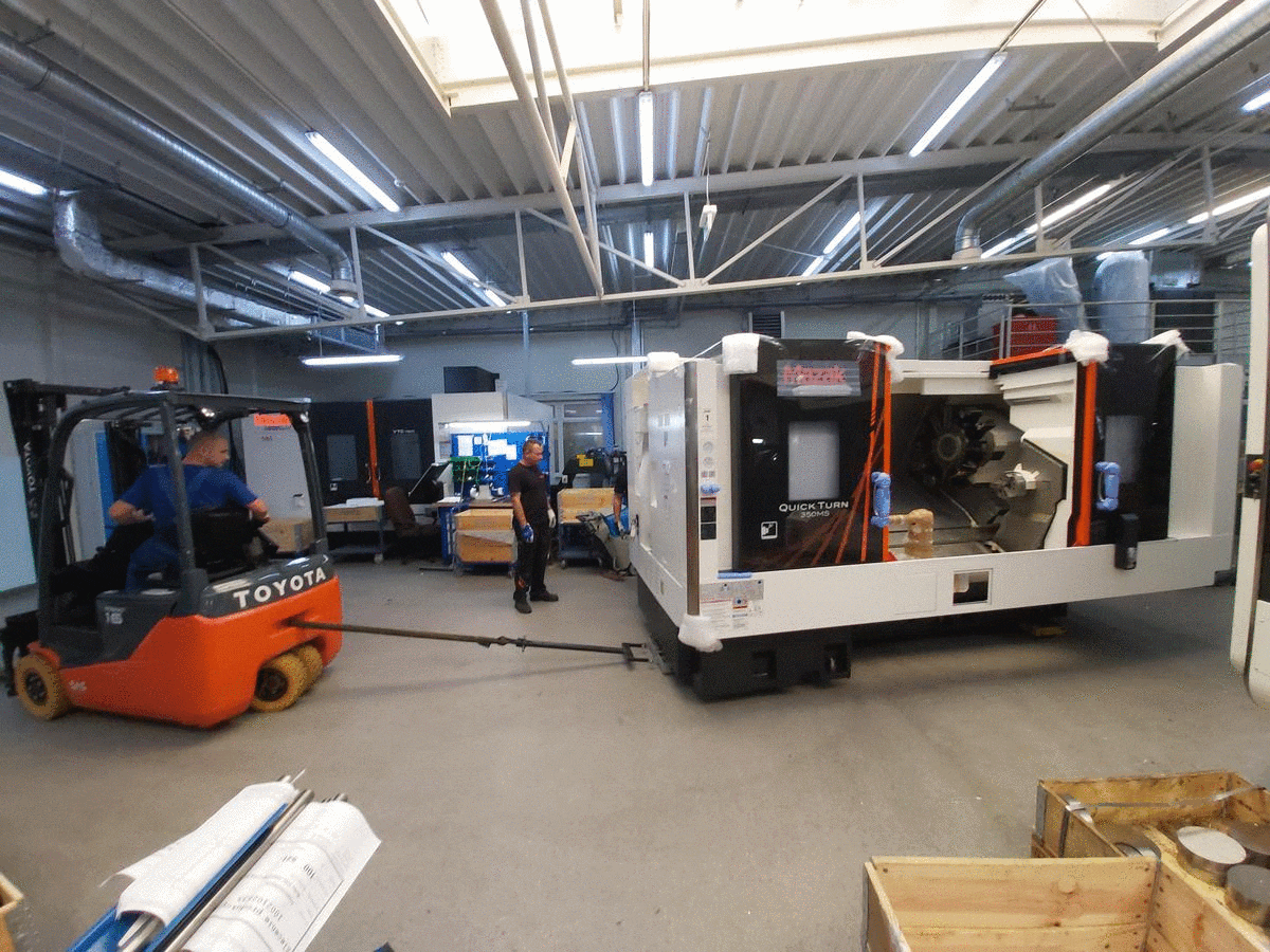 Un'altra impressionante macchina CNC per potenziare le capacità produttive di Tapflo!