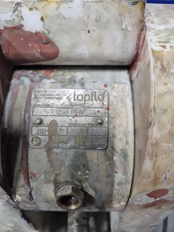 Pompa membranowa do farb - case study Crebonit