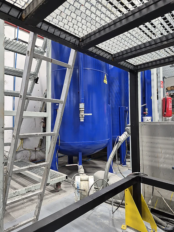 Pompa membranowa do farb - case study Crebonit