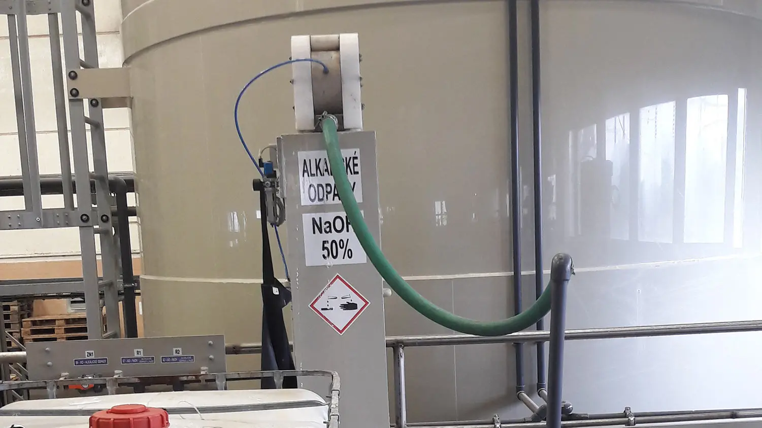 Industriellt pumpsystem för kontinuerlig drift